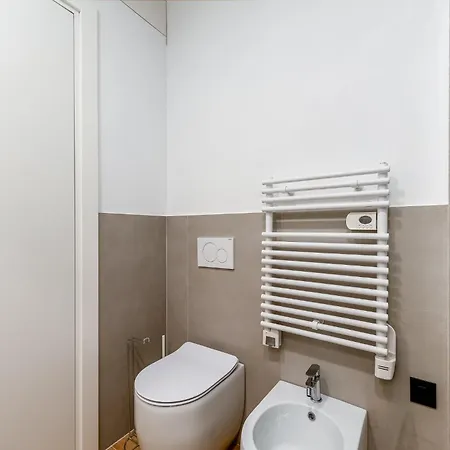 Apartment La Casa Di Lou - San Siro E Life A 15 Minuti *