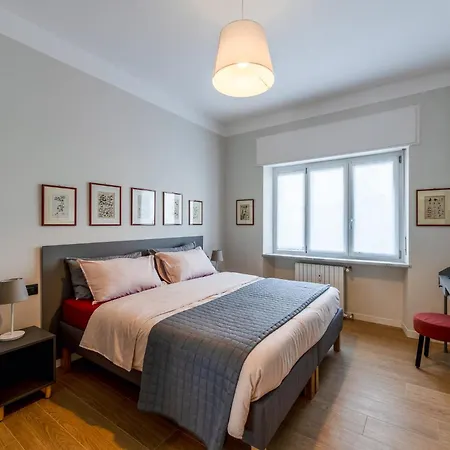 Apartment La Casa Di Lou - San Siro E Life A 15 Minuti